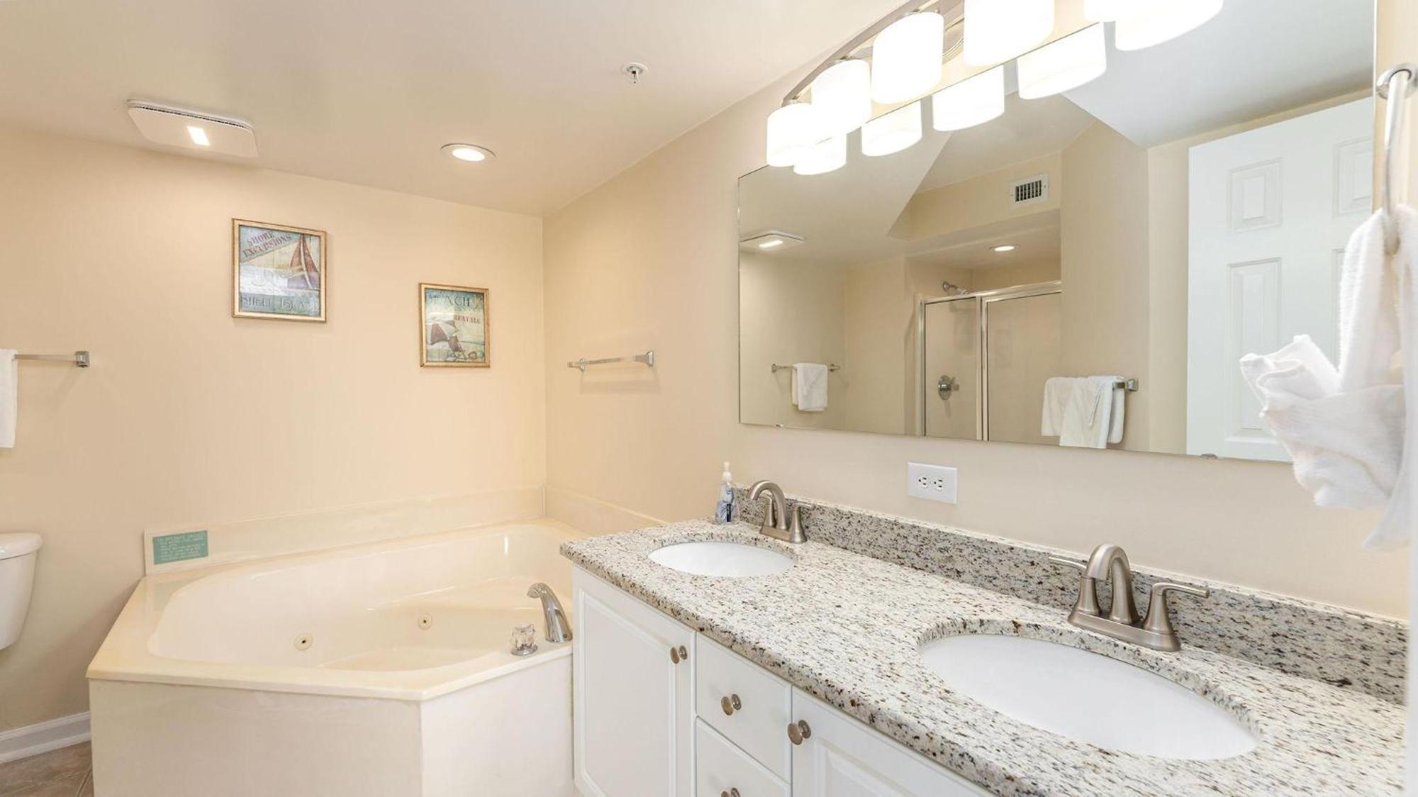 Ocean Bay Club 101 - Oceanfront - Ocean Drive Section Villa Myrtle Beach Exteriör bild